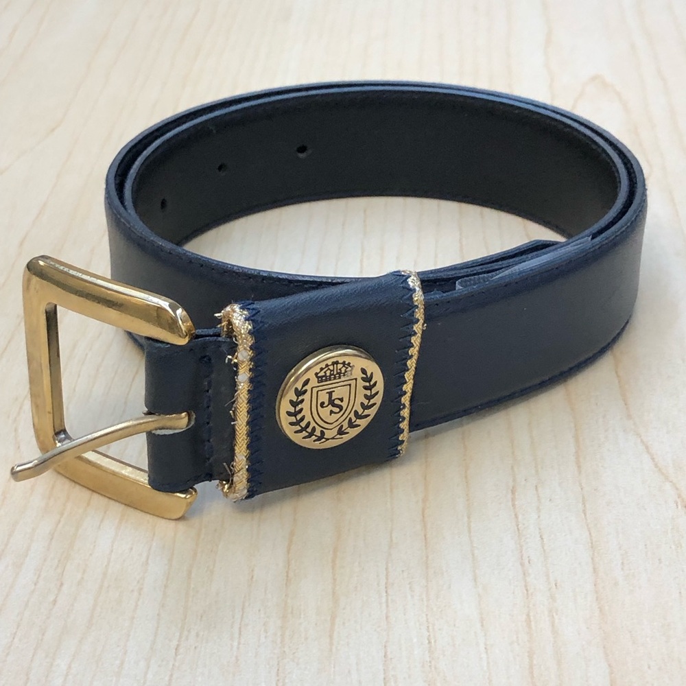 FREE w/bundle Jaclyn Smith • Genuine Leather Belt